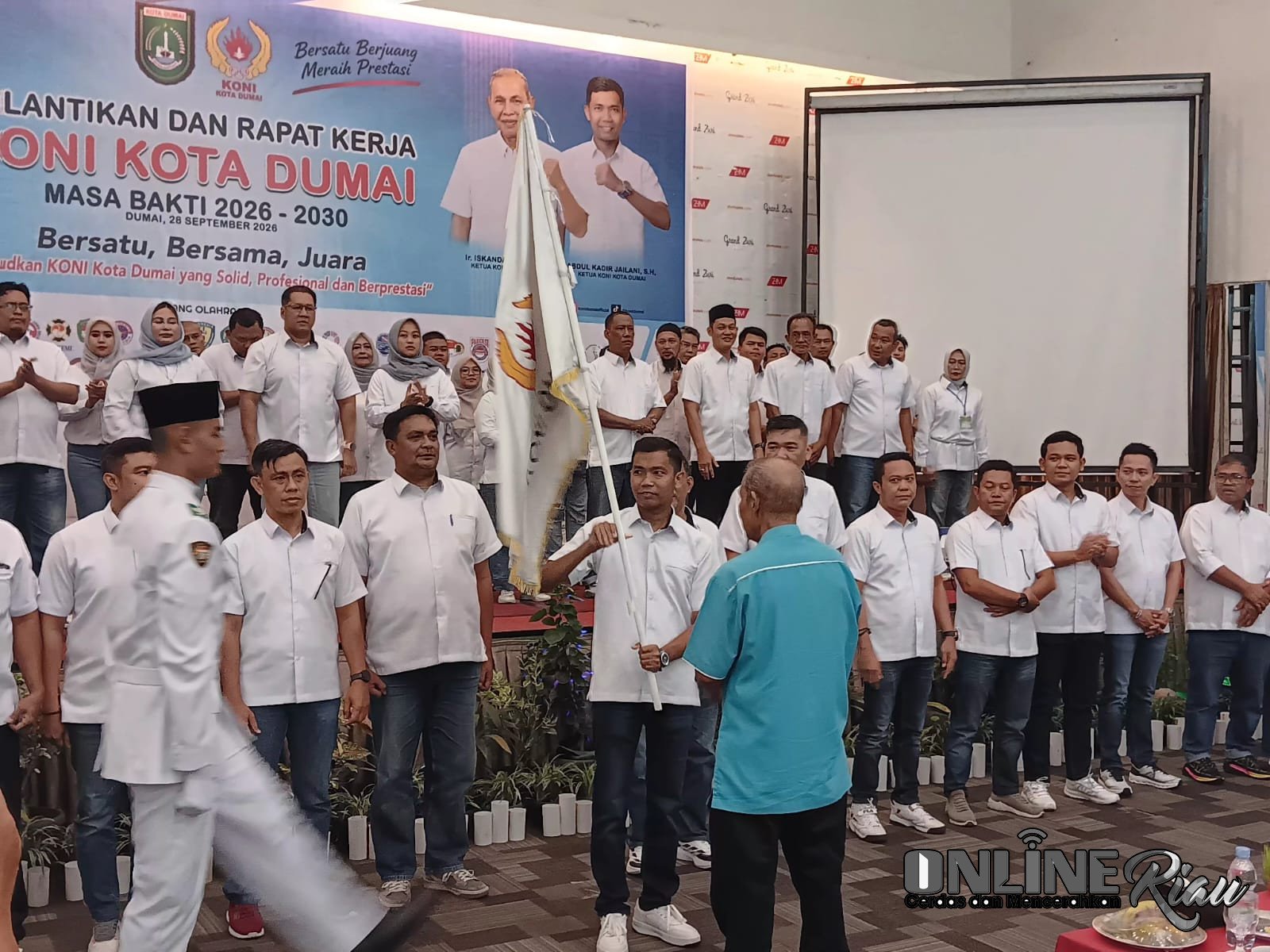Ketua KONI Riau Lantik Abdul Kadir Jailani, Dumai Ditarget Jadi Barometer Olahraga